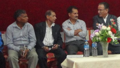 विभाजित ५ माओवादी किन पेरिसडाँडामा जुटे ? item-thumbnail